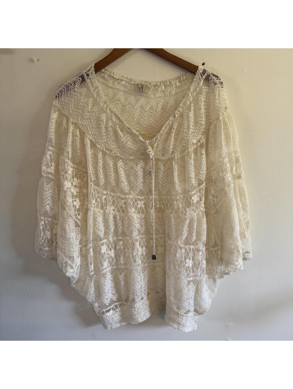 White Lace Sheer Boho Flowy Top Size Small